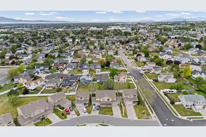 1828 N 225 W, Layton, UT 84041 - Photo 25