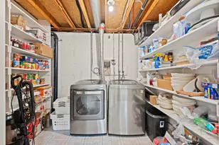 1828 N 225 W, Layton, UT 84041 - Photo 15