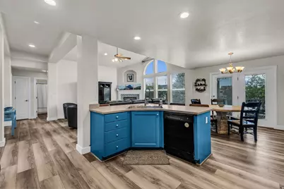 1536 W Misty Breeze Cir S, Kaysville, UT 84037 - Photo 13
