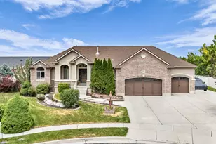 1536 W Misty Breeze Cir S, Kaysville, UT 84037 - Photo 3