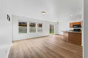 1282 N Lily Pad Dr, Spanish Fork, UT 84660 - Photo 3