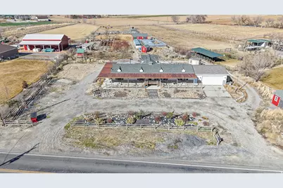 718 S State St, Genola, UT 84655 - Photo 9