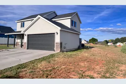 914 N 240 W, Blanding, UT 84511 - Photo 3