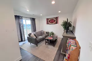 914 N 240 W, Blanding, UT 84511 - Photo 9