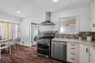 88 C St, Springville, UT 84663 - Photo 13