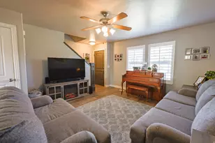 551 E Walnut Glen Dr, Springville, UT 84663 - Photo 3