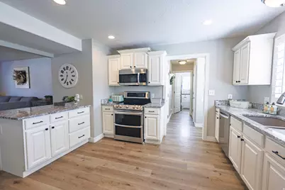551 E Walnut Glen Dr, Springville, UT 84663 - Photo 11