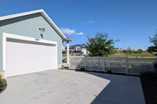 6089 W Lake Ave, South Jordan, UT 84009 - Photo 21