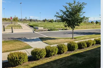 6089 W Lake Ave, South Jordan, UT 84009 - Photo 23