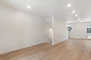 808 W Ivywell Ln, North Salt Lake, UT 84054 - Photo 5