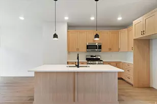 808 W Ivywell Ln, North Salt Lake, UT 84054 - Photo 11