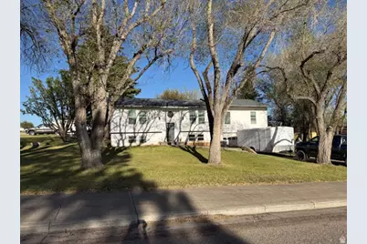 417 S Main St, Monticello, UT 84535 - Photo 1