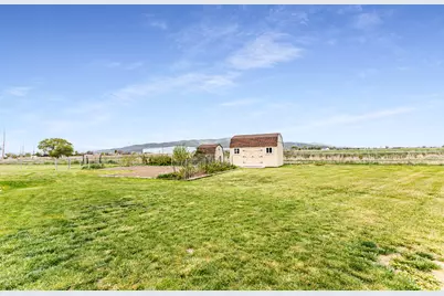 4990 W 12000 N, Tremonton, UT 84337 - Photo 33