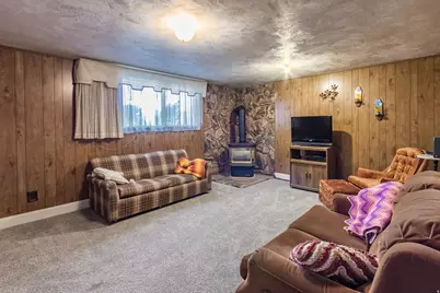 344 N 250 W, Vernal, UT 84078 - Photo 23