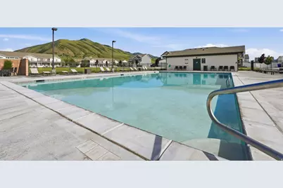 1392 E 380 S, Hyrum, UT 84319 - Photo 43