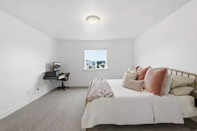 1392 E 380 S, Hyrum, UT 84319 - Photo 17