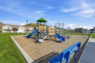 1392 E 380 S, Hyrum, UT 84319 - Photo 45