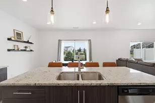 1392 E 380 S, Hyrum, UT 84319 - Photo 7