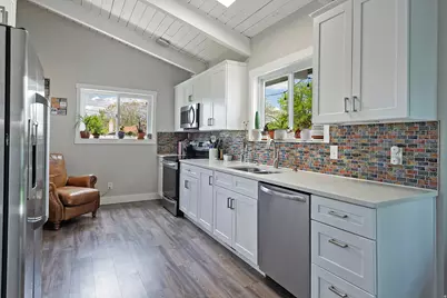 4901 S Laura Dr E, Salt Lake City, UT 84107 - Photo 11