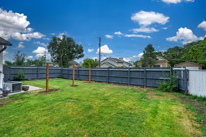 4901 S Laura Dr E, Salt Lake City, UT 84107 - Photo 33
