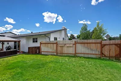 4901 S Laura Dr E, Salt Lake City, UT 84107 - Photo 35