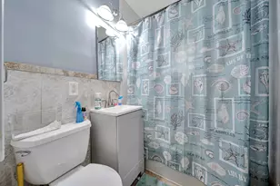 5946 S Highland Dr, Holladay, UT 84121 - Photo 7