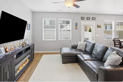 1488 E Primrose Ln #227, Layton, UT 84040 - Photo 11
