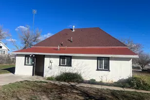 115 N 400 W, Blanding, UT 84511 - Photo 5