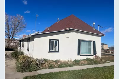 115 N 400 W, Blanding, UT 84511 - Photo 7