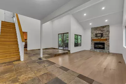 10062 S Bell Canyon Cir, Sandy, UT 84092 - Photo 7