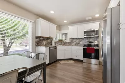 282 W 500 N, Logan, UT 84321 - Photo 9