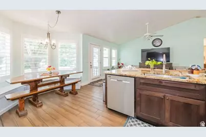 1957 N 2595 W, Clinton, UT 84015 - Photo 5