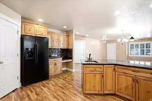 1089 W 2325 N, Layton, UT 84041 - Photo 11