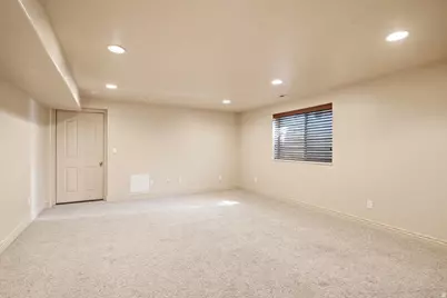1089 W 2325 N, Layton, UT 84041 - Photo 19