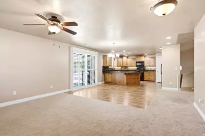1089 W 2325 N, Layton, UT 84041 - Photo 5