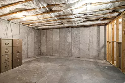 1089 W 2325 N, Layton, UT 84041 - Photo 25