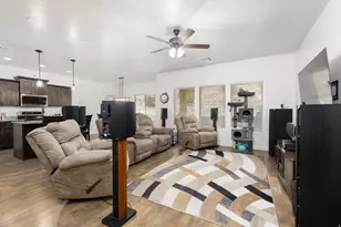 6062 S Rimrunner Dr, Saint George, UT 84790 - Photo 13