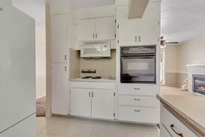 2242 N 390 E, Provo, UT 84604 - Photo 11