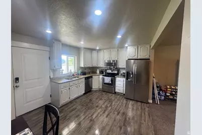 661 E 1225 N, Ogden, UT 84404 - Photo 9