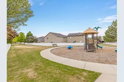 10764 S Pine Grove Way W, South Jordan, UT 84009 - Photo 7