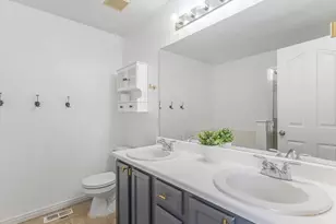 10764 S Pine Grove Way W, South Jordan, UT 84009 - Photo 21