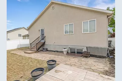 10764 S Pine Grove Way W, South Jordan, UT 84009 - Photo 9