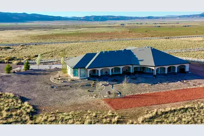 1531 S Laura Cir, Parowan, UT 84761 - Photo 7