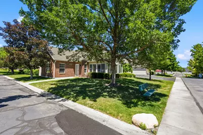 2047 W Abbey View Rd S #17 C, West Jordan, UT 84088 - Photo 3