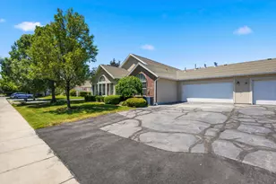 2047 W Abbey View Rd S, West Jordan, UT 84088 - Photo 5