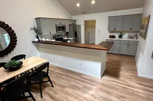 2047 W Abbey View Rd S, West Jordan, UT 84088 - Photo 15