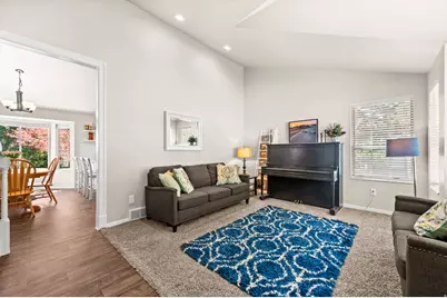 766 Rosewood Ln, Layton, UT 84041 - Photo 7