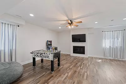 3196 N 1450 E, Layton, UT 84040 - Photo 29