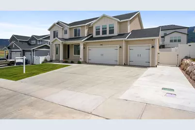 3196 N 1450 E, Layton, UT 84040 - Photo 3