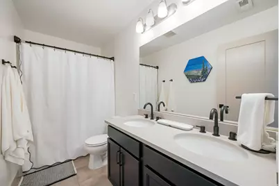 3196 N 1450 E, Layton, UT 84040 - Photo 19